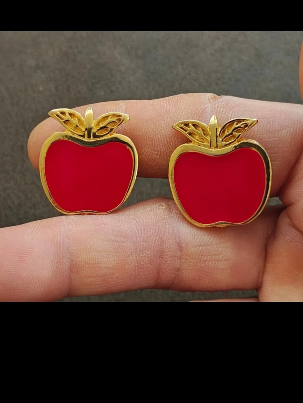 Mimi di N 1989 Gold Tone Red Enamel Apple Clip Earrings Princess Mimi di Niscemi
